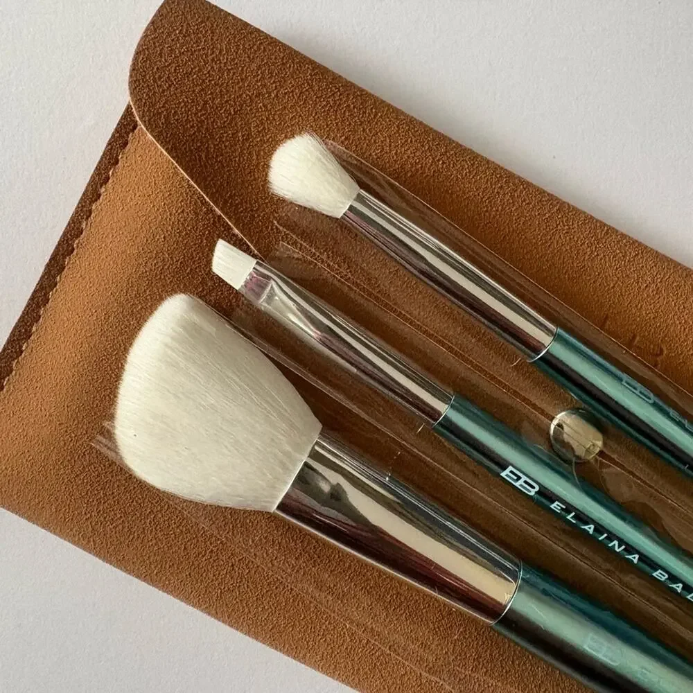 NWT Elaina Badro three makeup brush set with leather case